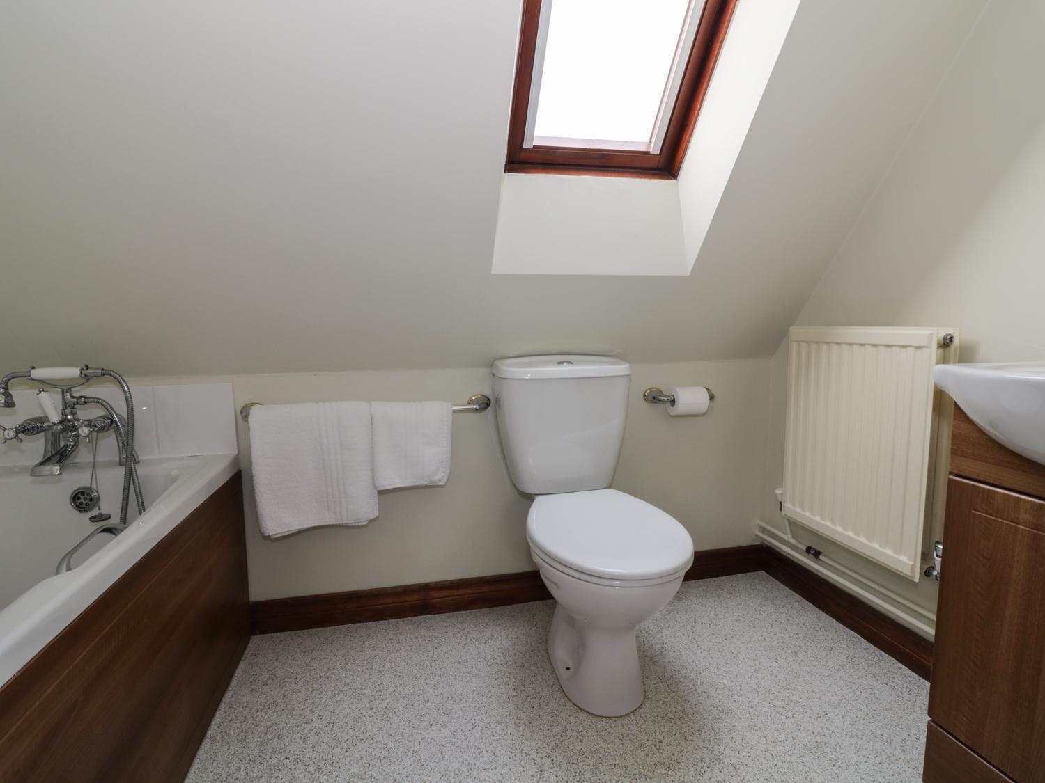 The Lodge Off High Street Hadleigh  المظهر الخارجي الصورة
