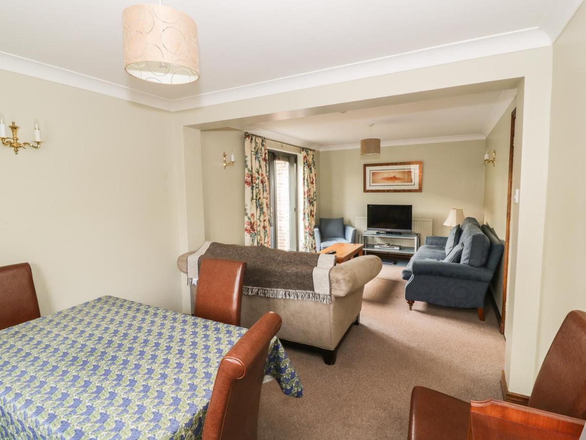 The Lodge Off High Street Hadleigh  المظهر الخارجي الصورة